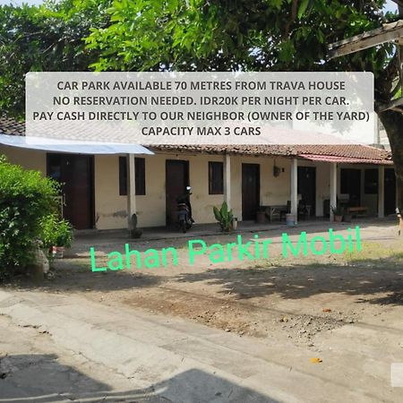 Trava House Villa Jogja ยอกยาการ์ตา ภายนอก รูปภาพ