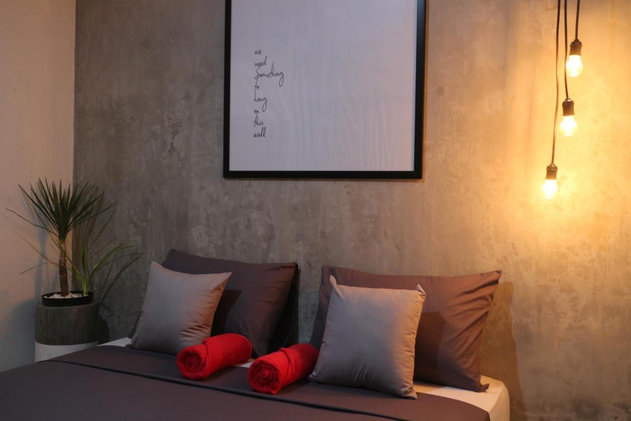 Trava House Villa Jogja ยอกยาการ์ตา ภายนอก รูปภาพ