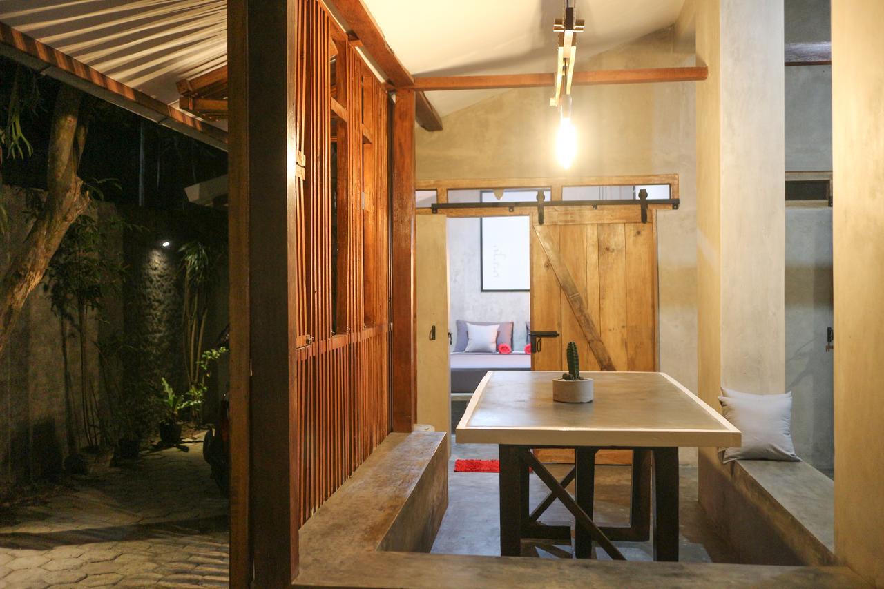 Trava House Villa Jogja ยอกยาการ์ตา ภายนอก รูปภาพ